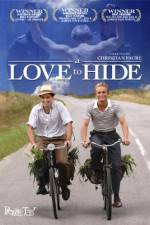 Watch A Love to Hide (Un amour  taire) 5movies